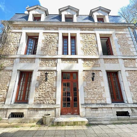 Ferienwohnung Le Descartes, A 50M De La Gare Fibre/Tv Connecte Poitiers Exterior foto